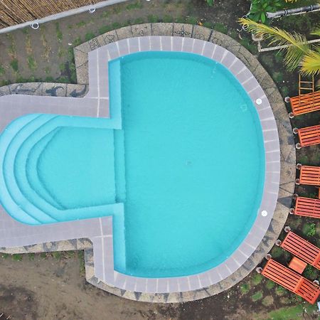 Lagoona Beach Bungalows - Eco Stay Pangandaran Exterior photo