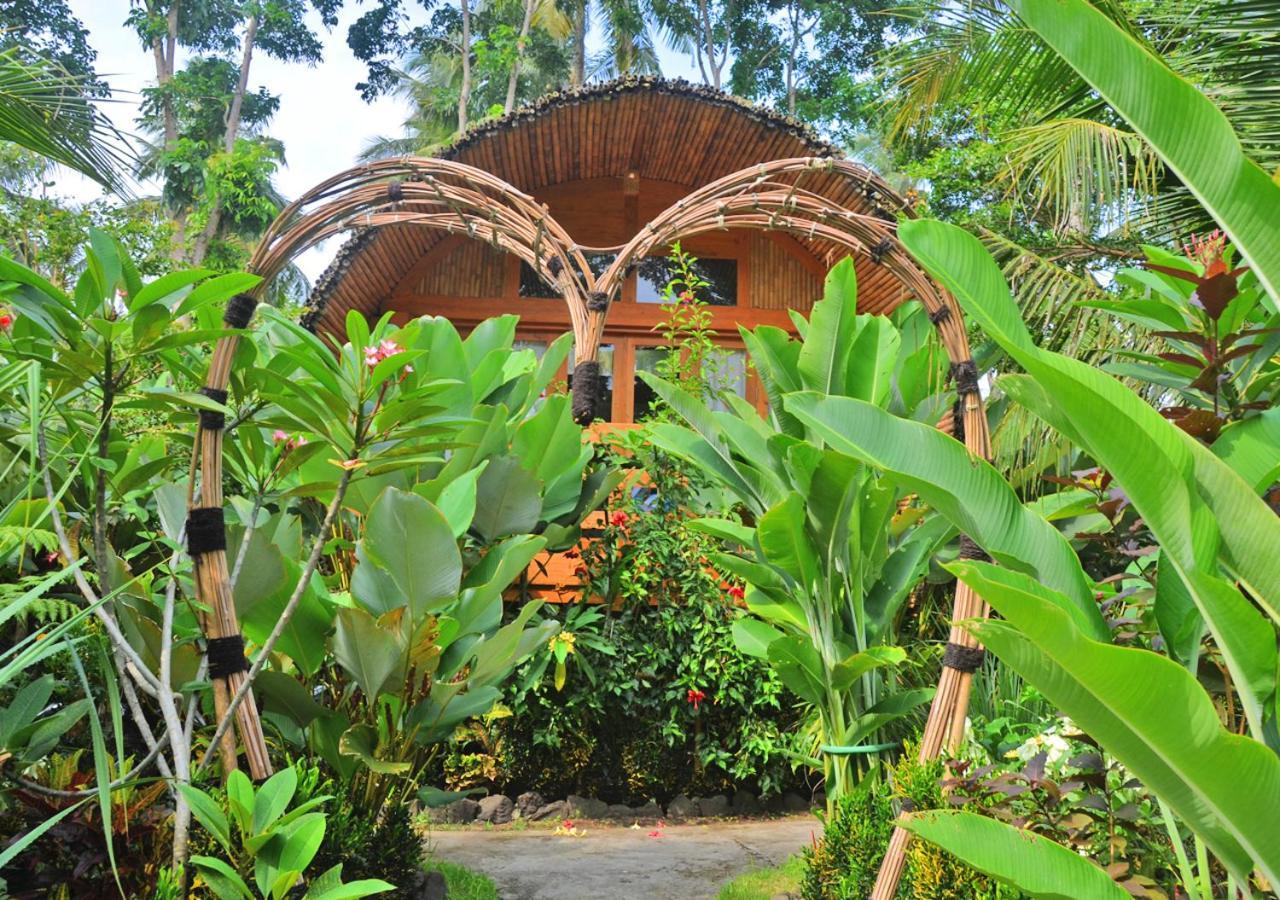 Lagoona Beach Bungalows - Eco Stay Pangandaran Exterior photo