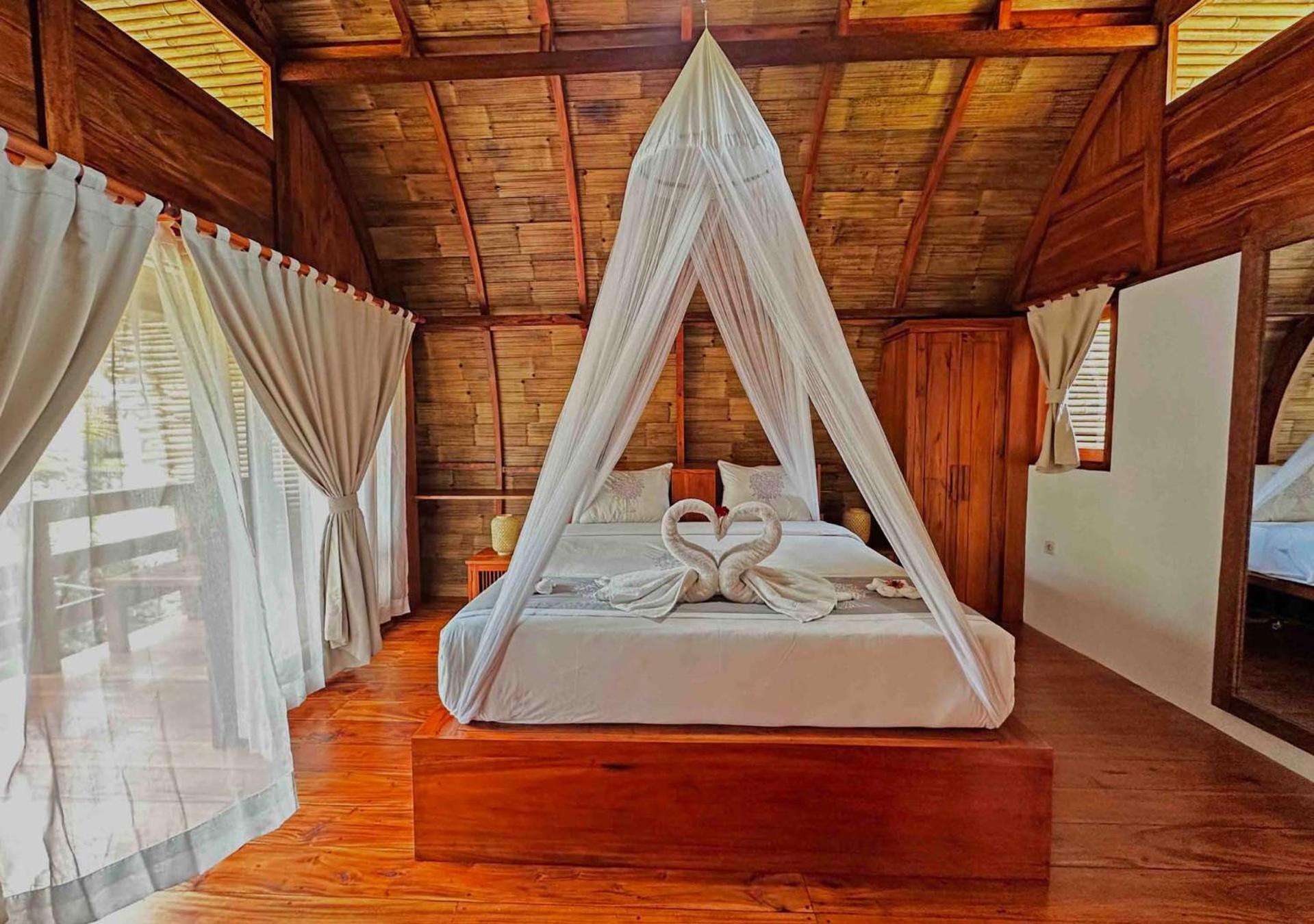 Lagoona Beach Bungalows - Eco Stay Pangandaran Exterior photo